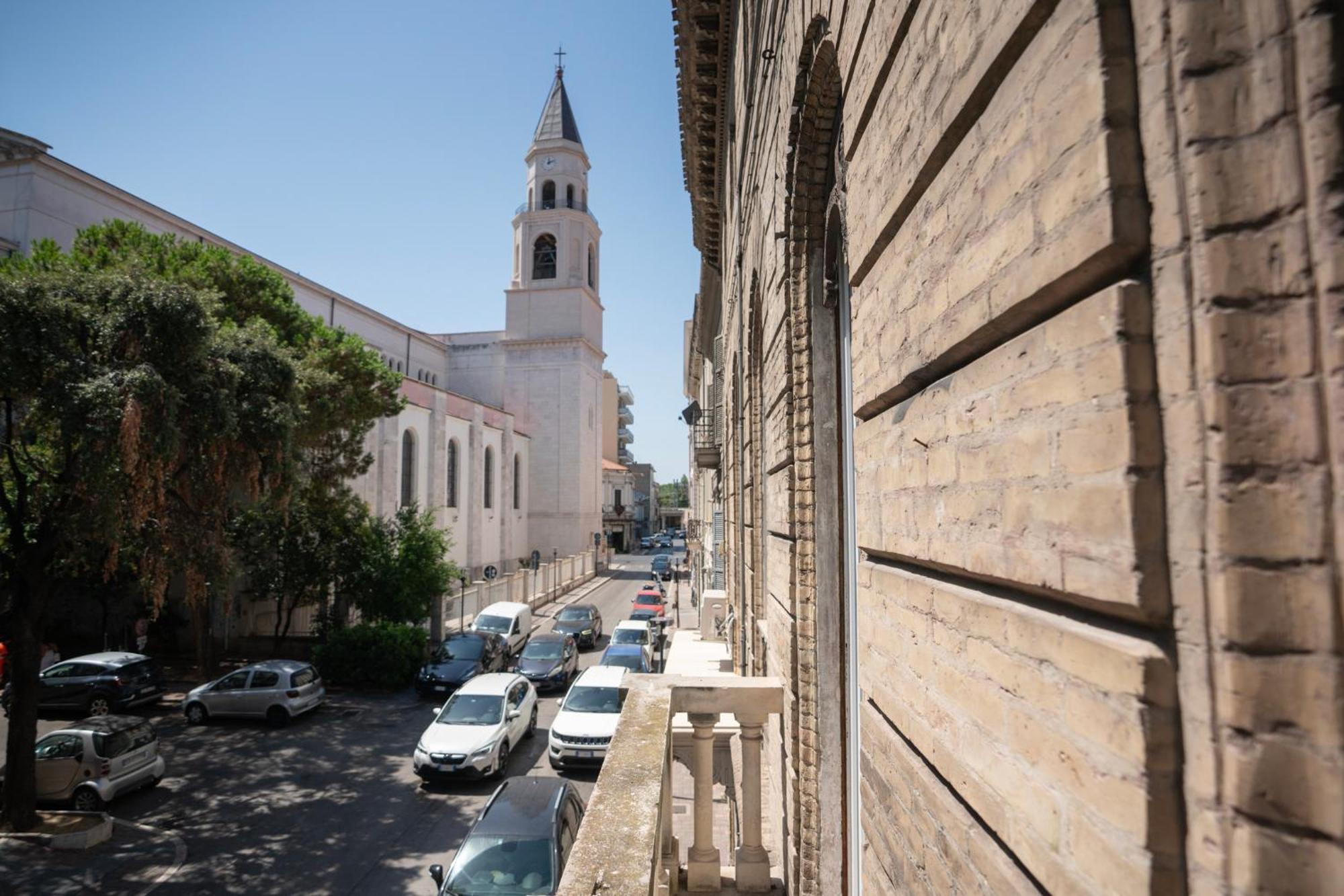 Il Colibri Apartment Pescara Bagian luar foto